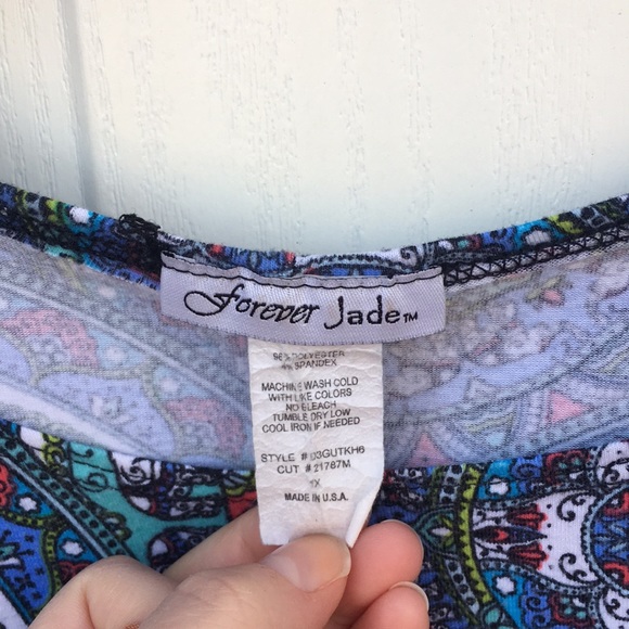 Cold shoulder shirt - Picture 3 of 3